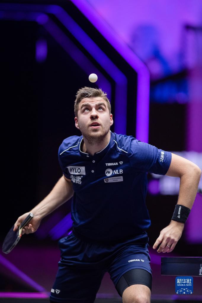 前锋迪亚斯 前锋迪亚斯